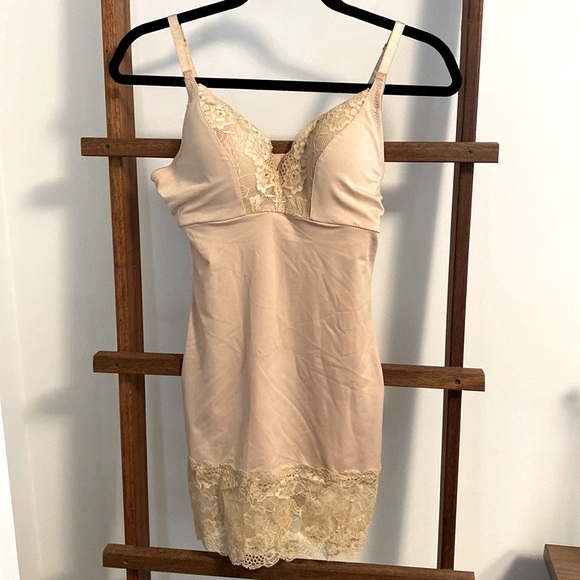 Figure Improving Technology FIT shapewear sz m - Picture 1 of 6